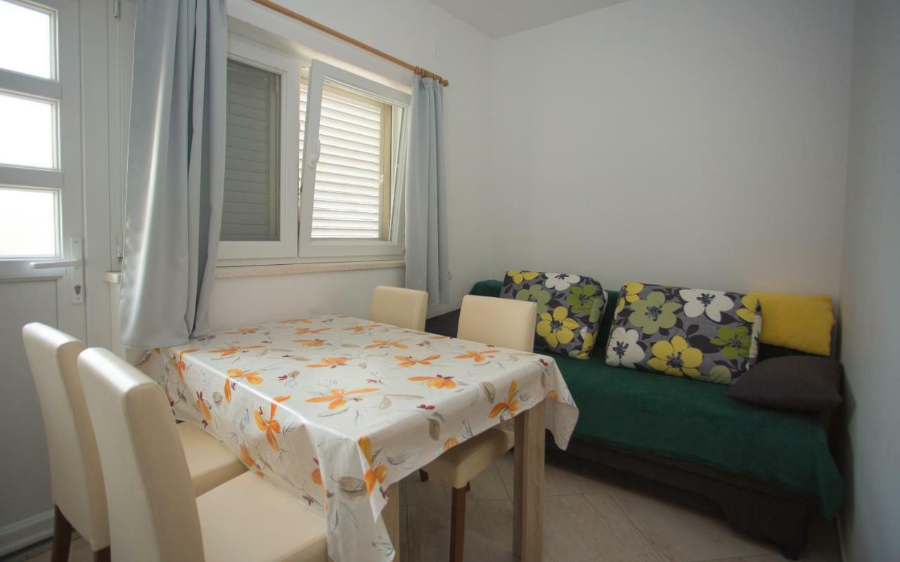 Apartment Ribica Kaštela المظهر الخارجي الصورة