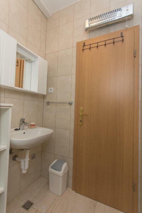 Apartment Ribica Kaštela المظهر الخارجي الصورة